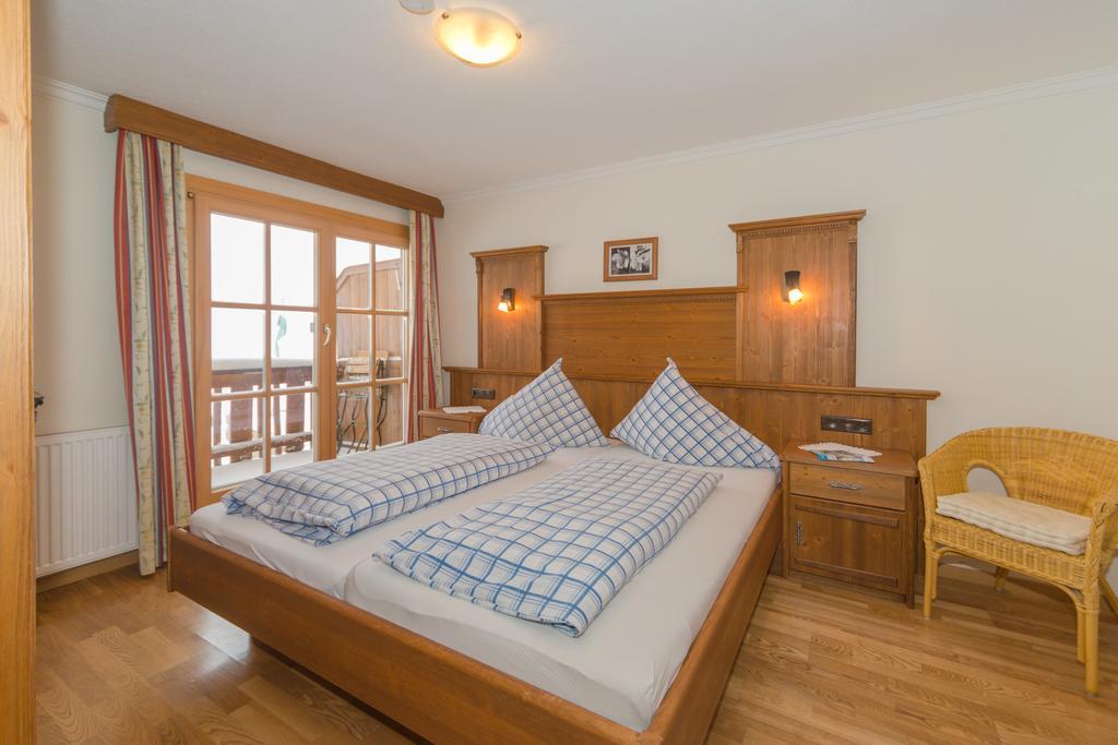 Gloesalm Apartment Рамзау ам Дахщайн Стая снимка